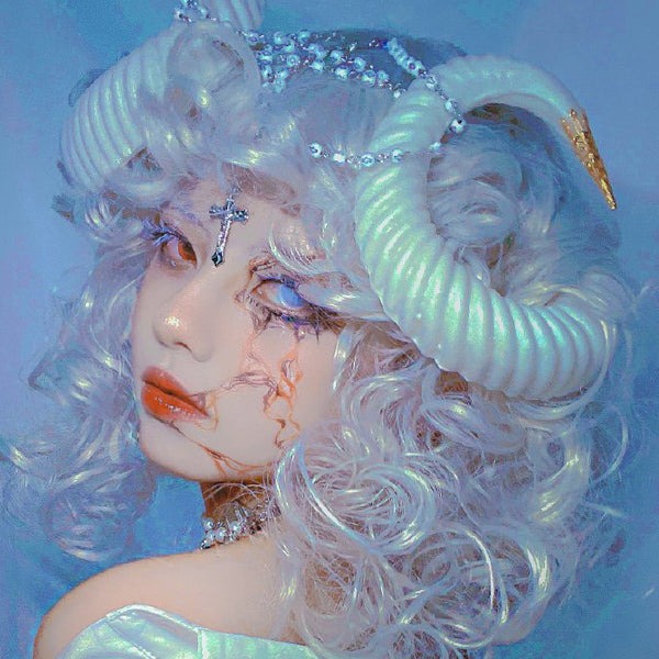 Lolita silver white short curly wig  KF82824