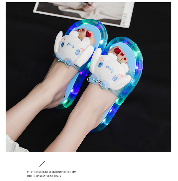 Cute slippers KF83670