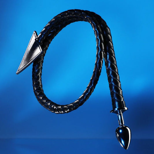 Triangular arrow with long tail   KF70473