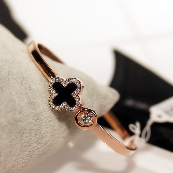 Clover Bracelet KF82580