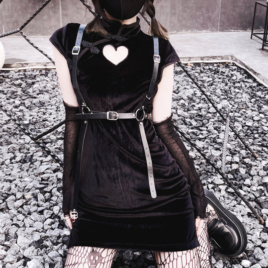 Punk Heart Cutout Dress   KF83063