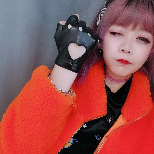HARAJUKU LOVE GLOVES KF7401