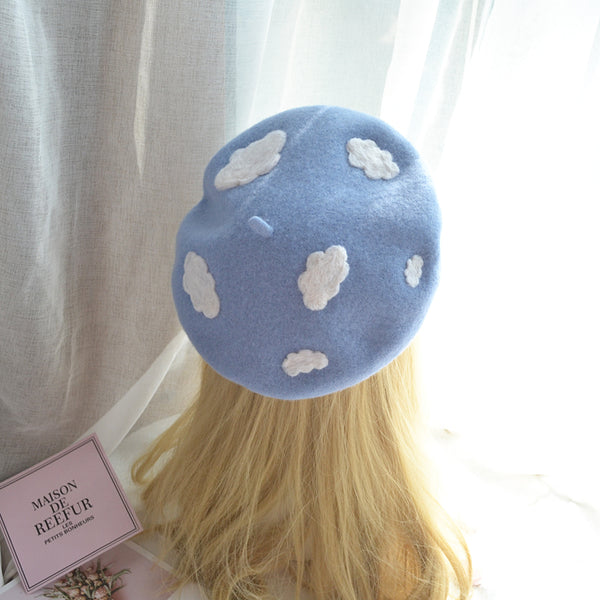 Blue sky and white clouds beret KF9271