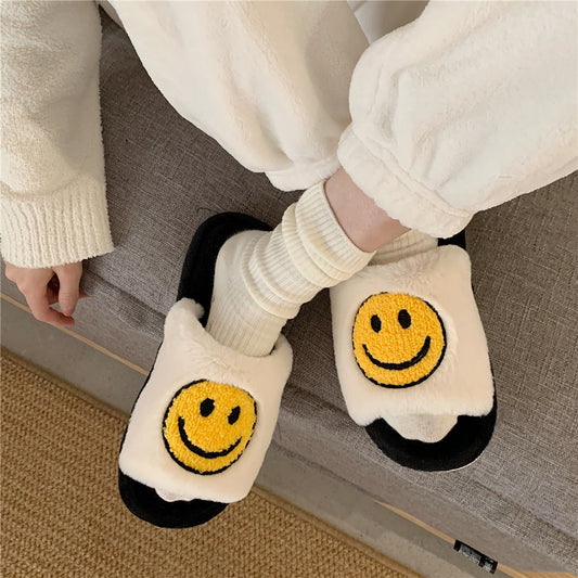 Smiley plush slippers KF82311