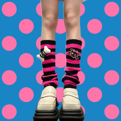 Striped skull socks KF82896