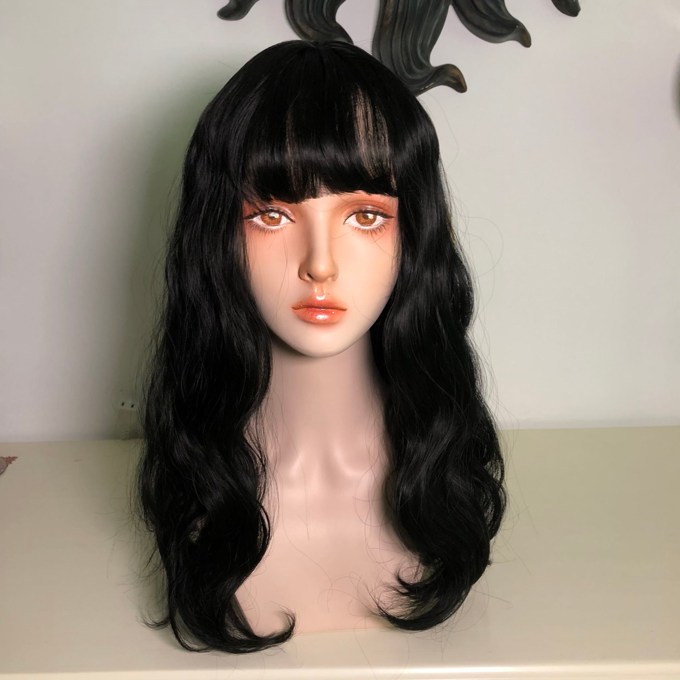 Black long roll wig KF90275