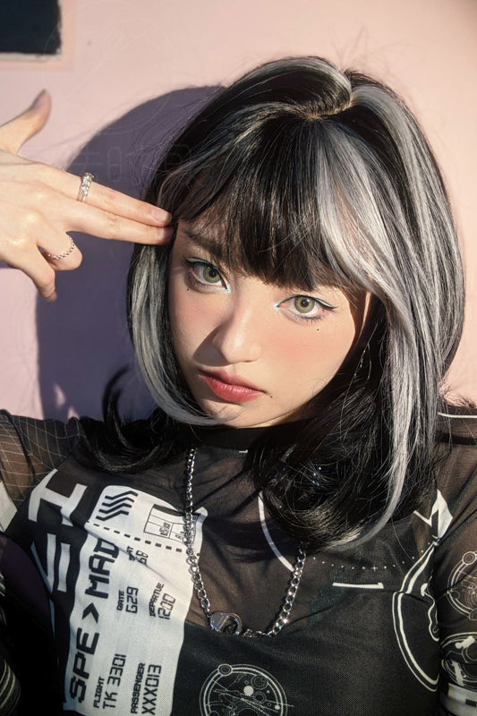 Black and silver wig KF82148