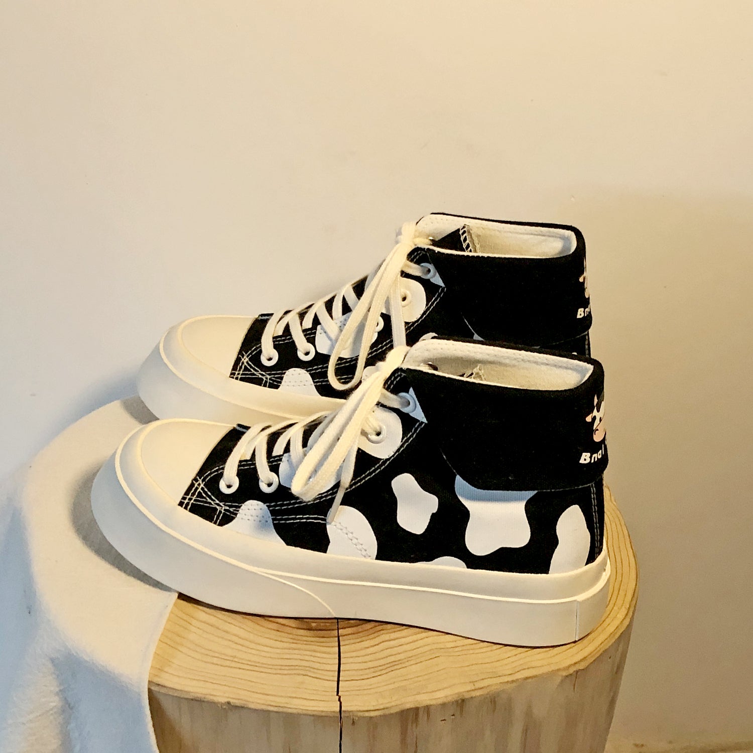 Cow canvas shoes  KF81880