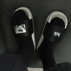 Black and white slippers KF9220