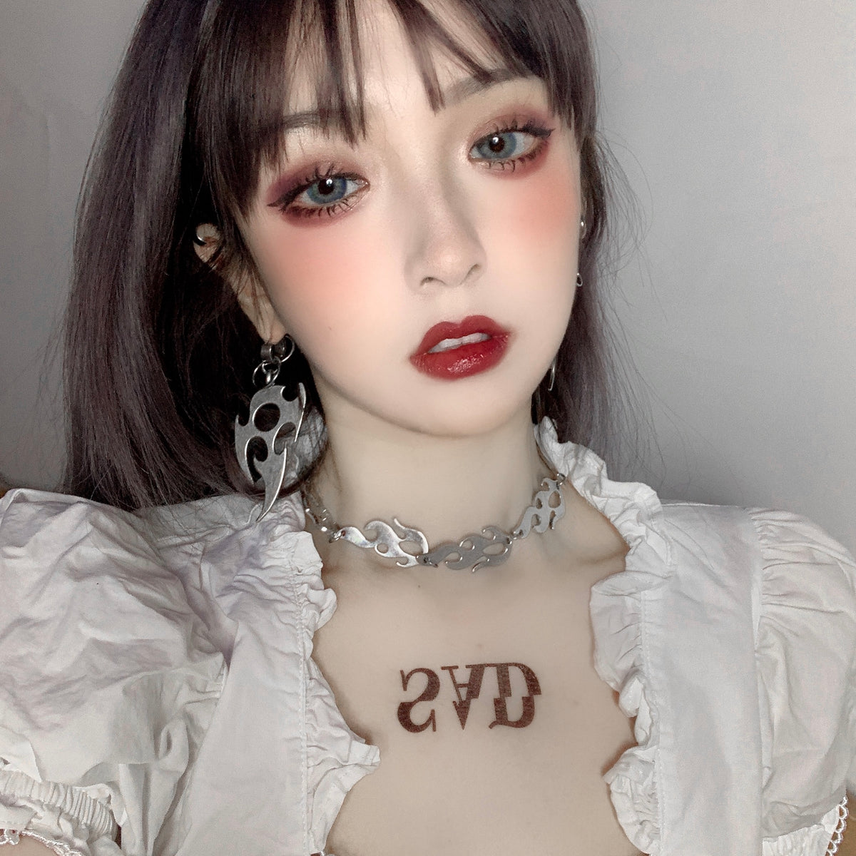 Flame earrings (one pair)   KF81130