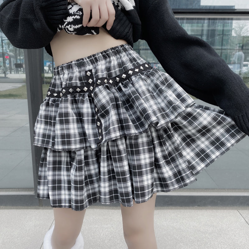 Black and white plaid skirt KF81887