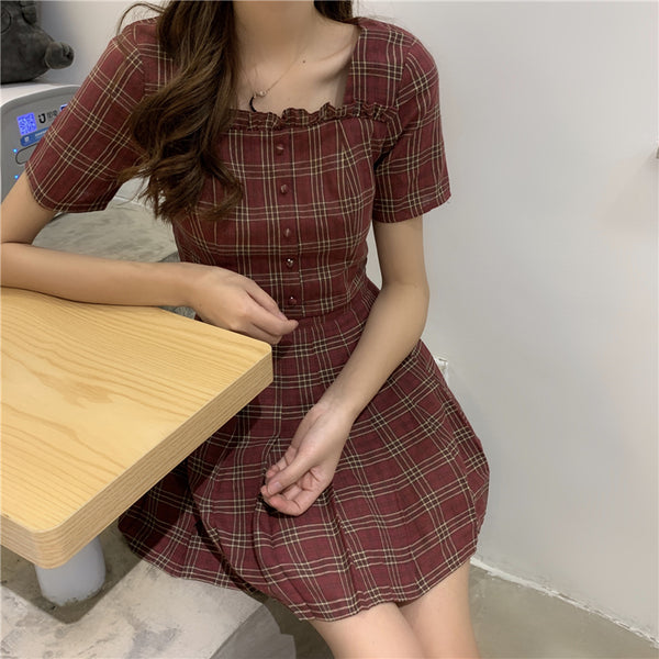 Chic T-shirt + plaid skirt KF90661