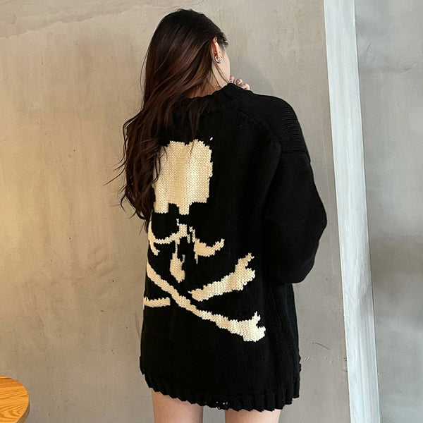 Black Skull Sweater  KF82960