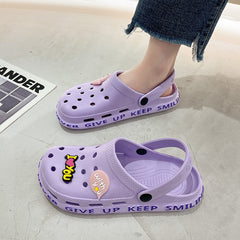 Beach hole slippers KF82075