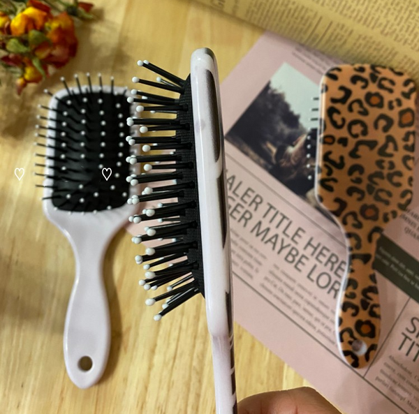 Stylish animal pattern comb   KF82334