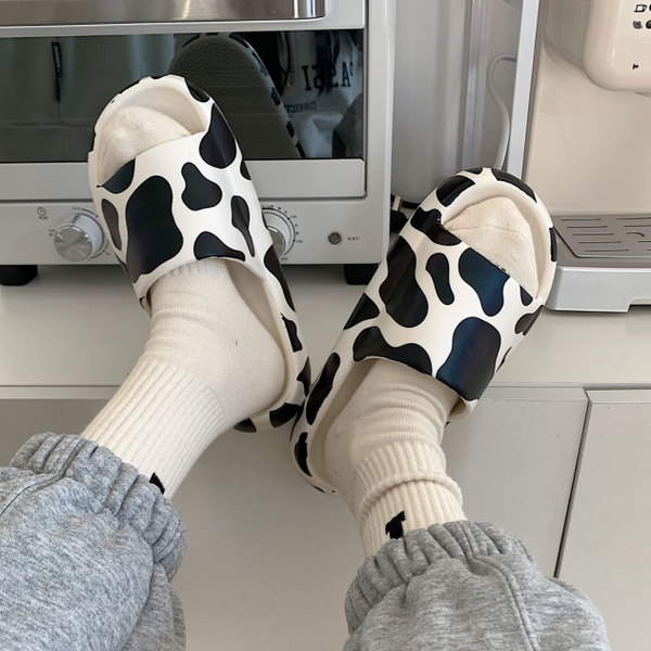 Cute cow slippers KF82728