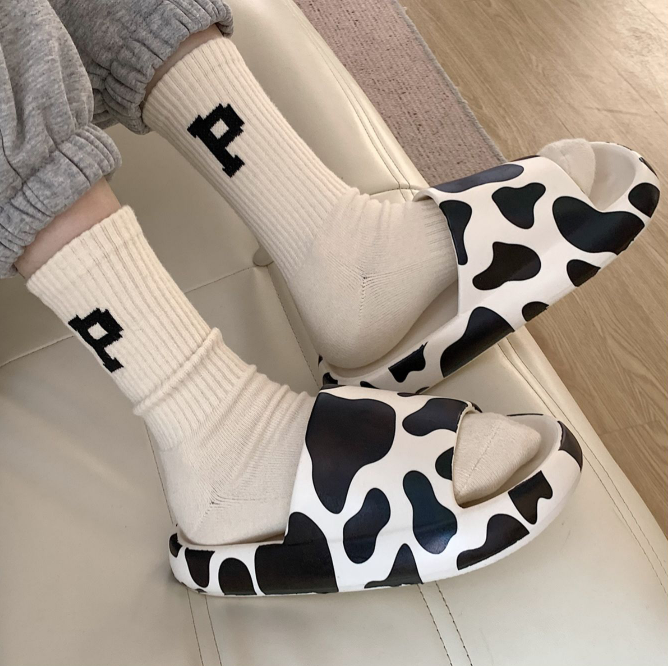 Cute cow slippers KF82728