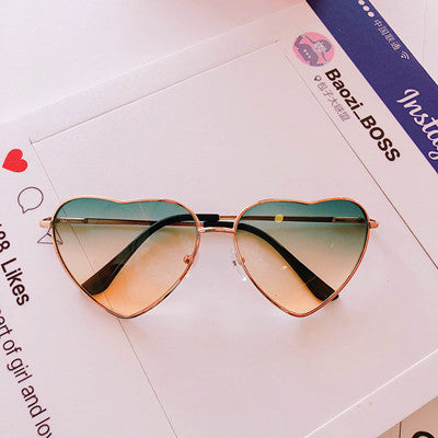 Heart-shaped glasses KF81282
