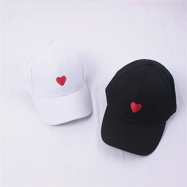 Heart-shaped baseball cap KF50016