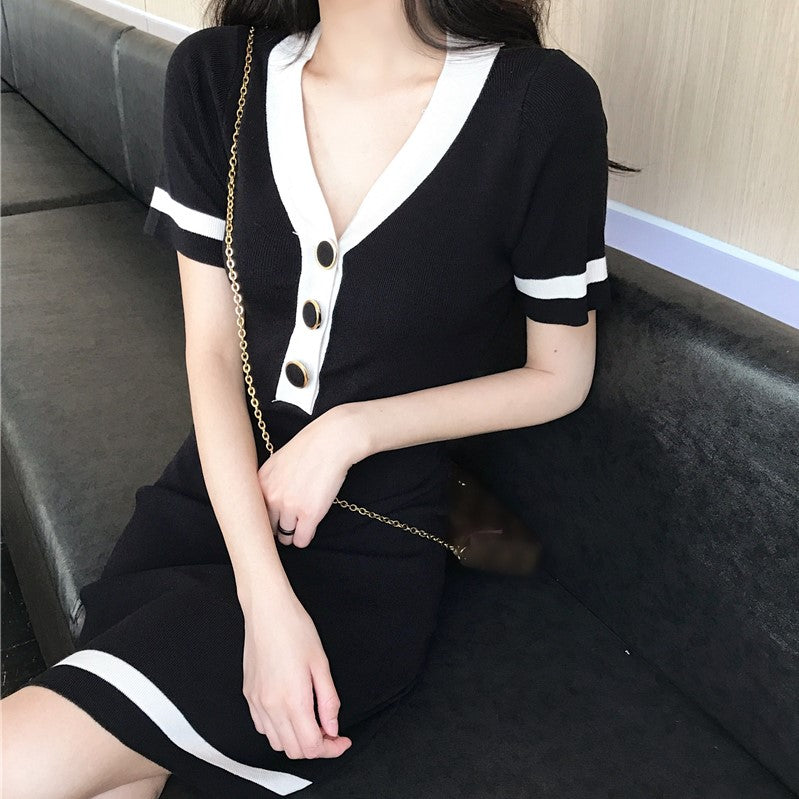 V-neck short-sleeved knit dress KF2356