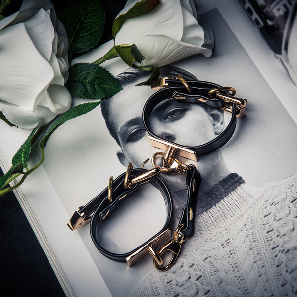 Handcuffs Bracelet KF9610