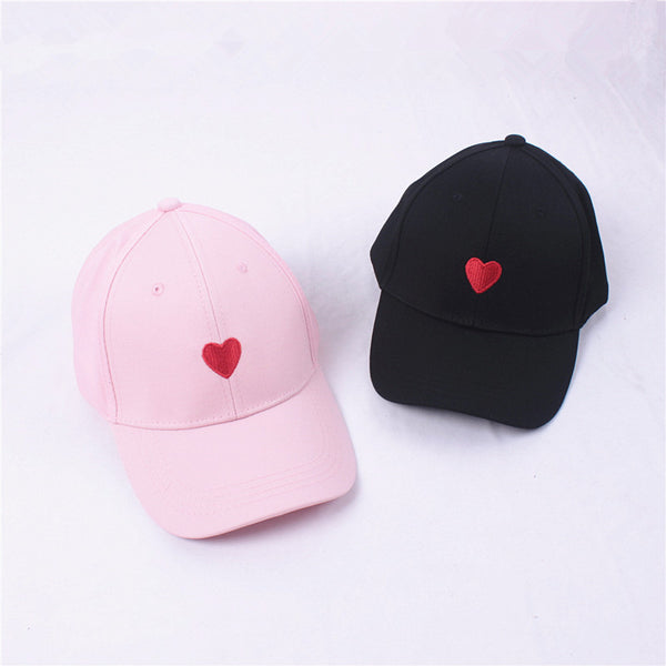 Heart-shaped baseball cap KF50016